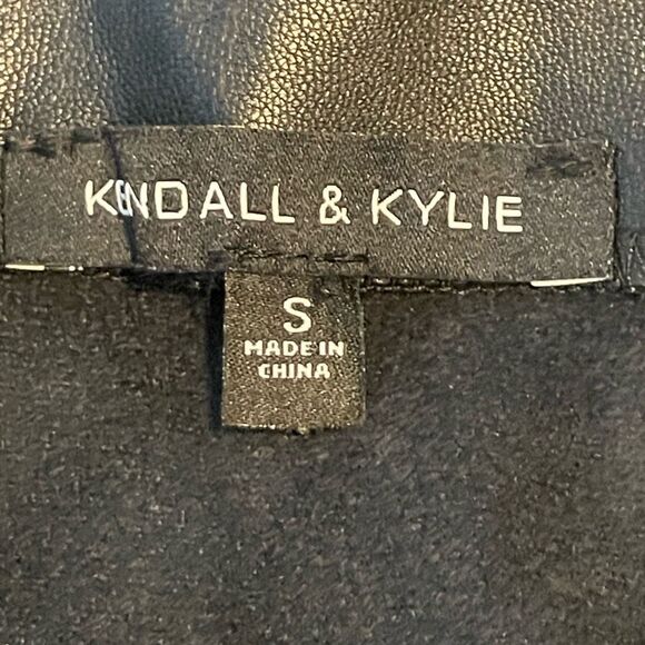 Kendal & Kyle Faux Leather Mini Skirt Black Double Silver Zipper Front S - Picture 3 of 5